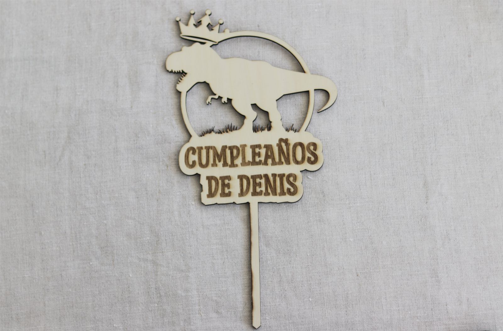 Cake topper - DINOSAURIO