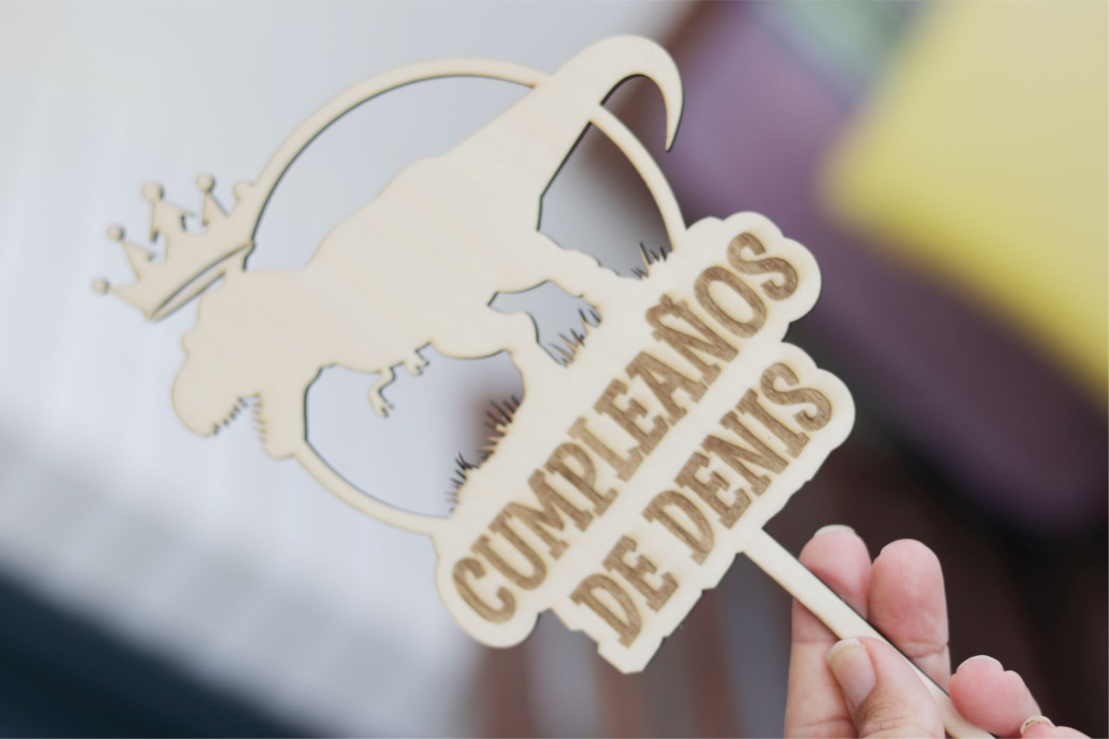 Cake topper - DINOSAURIO