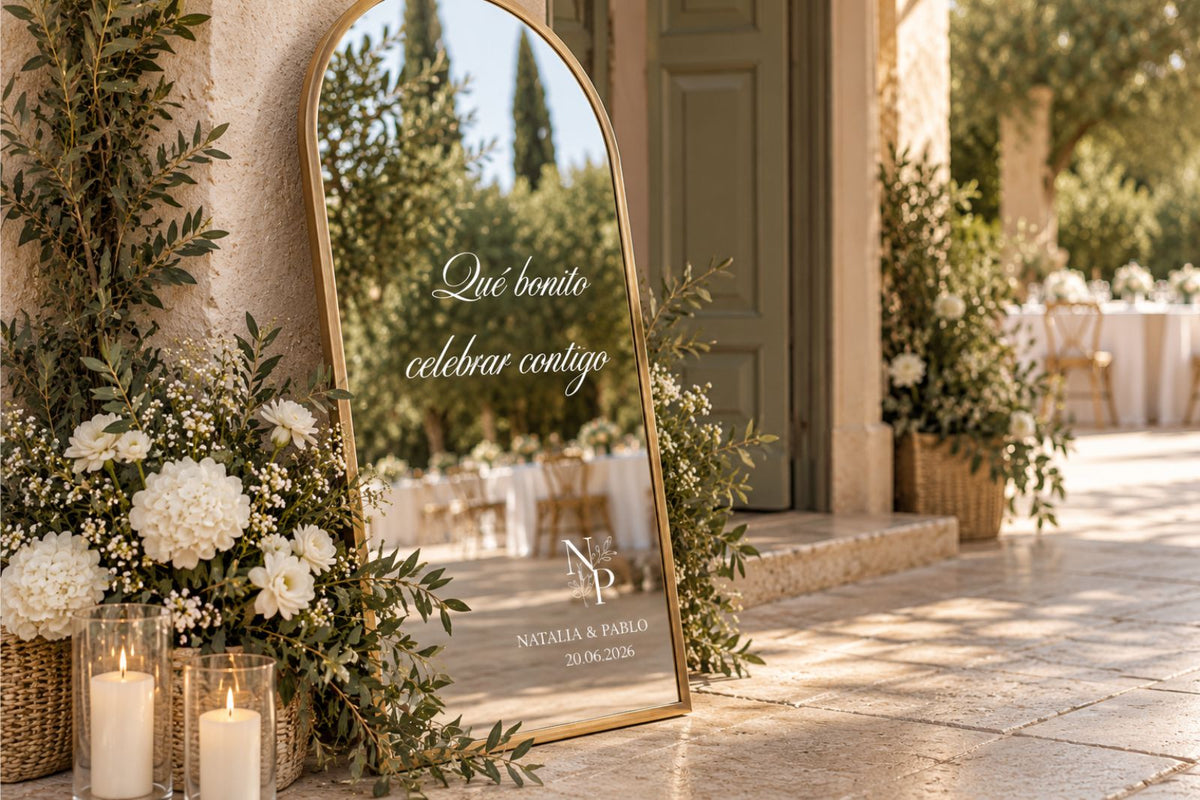 Vinilo decorativo personalizado - "Qué bonito celebrar contigo"