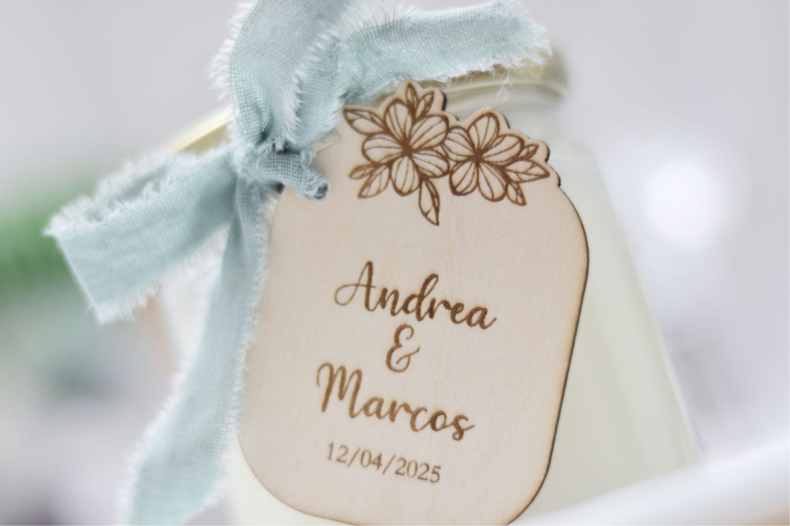 Tarjeta para detalles - LIORA