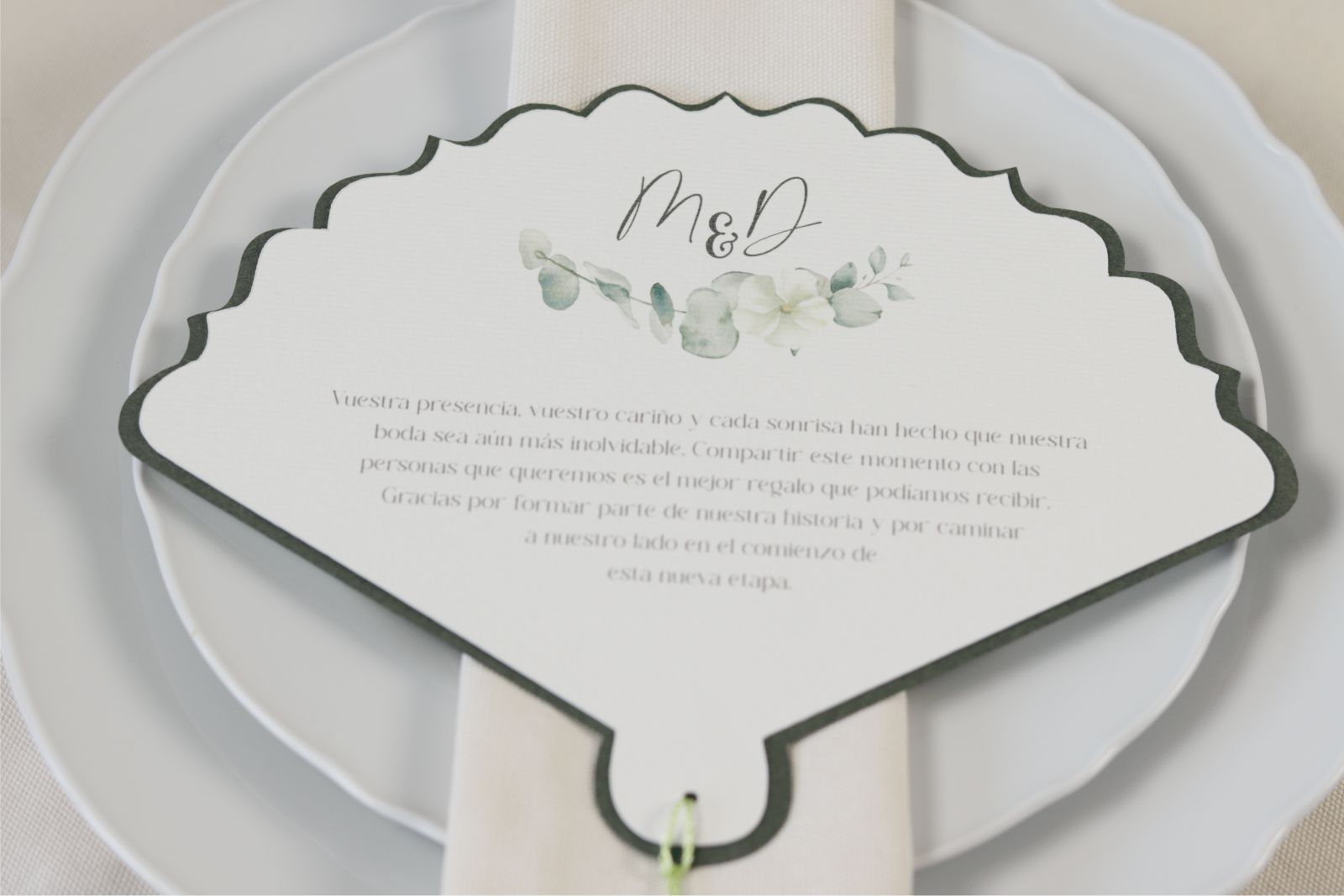 Abanico de boda con menú personalizado y dedicatoria