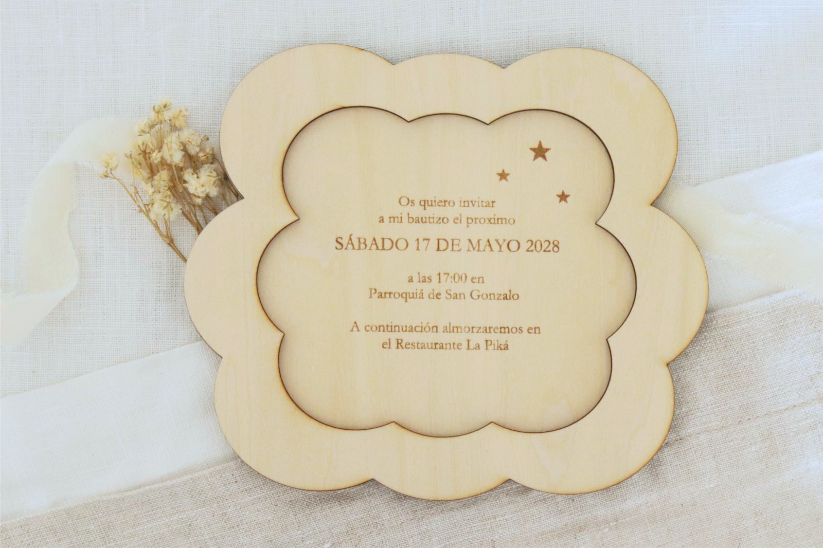 Invitación de madera natural - NUBE